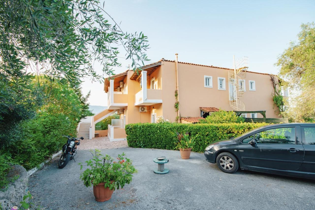 Villa Rosa Apartments Gouvia Exteriör bild