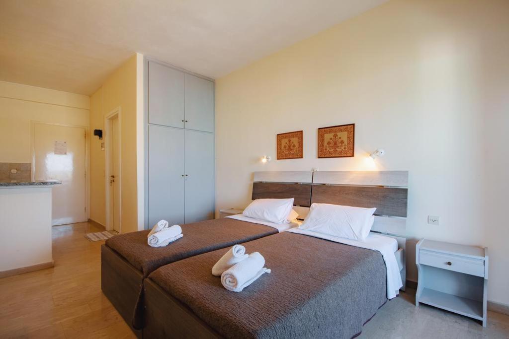 Villa Rosa Apartments Gouvia Exteriör bild